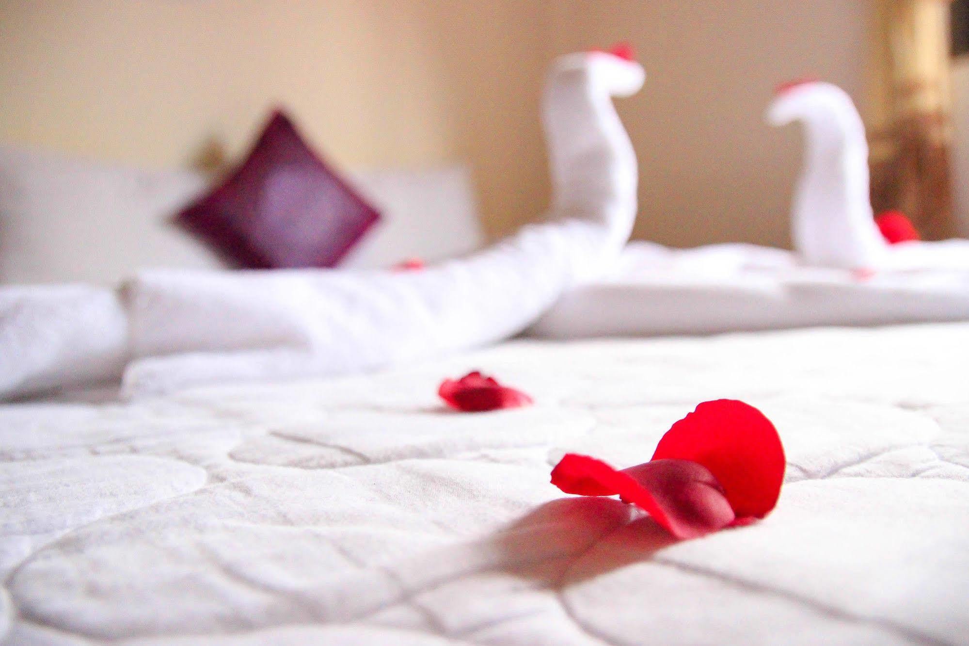 Cozy Hue Hotel Екстер'єр фото