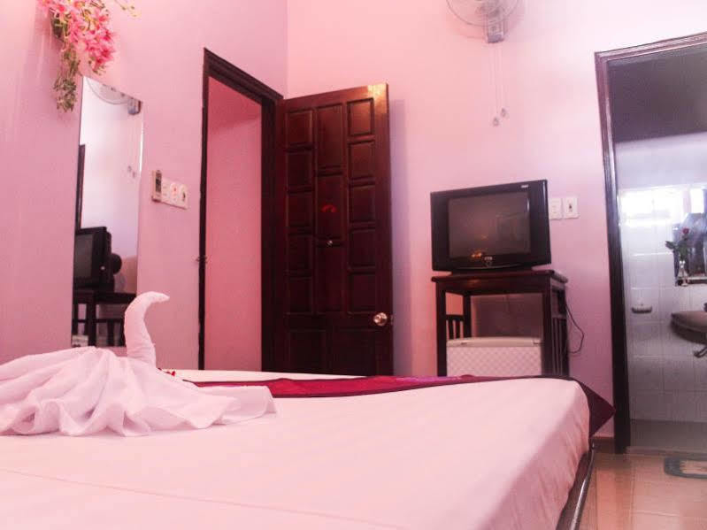 Cozy Hue Hotel Екстер'єр фото