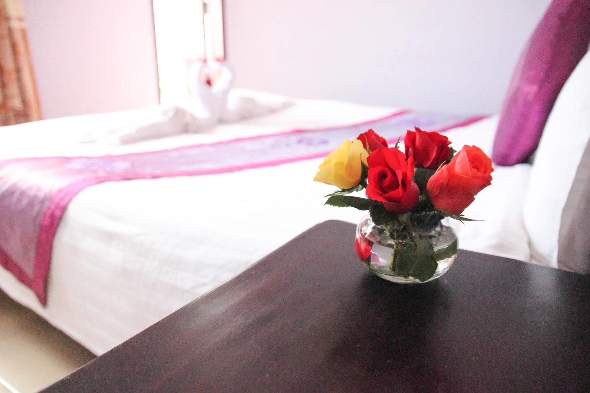 Cozy Hue Hotel Екстер'єр фото