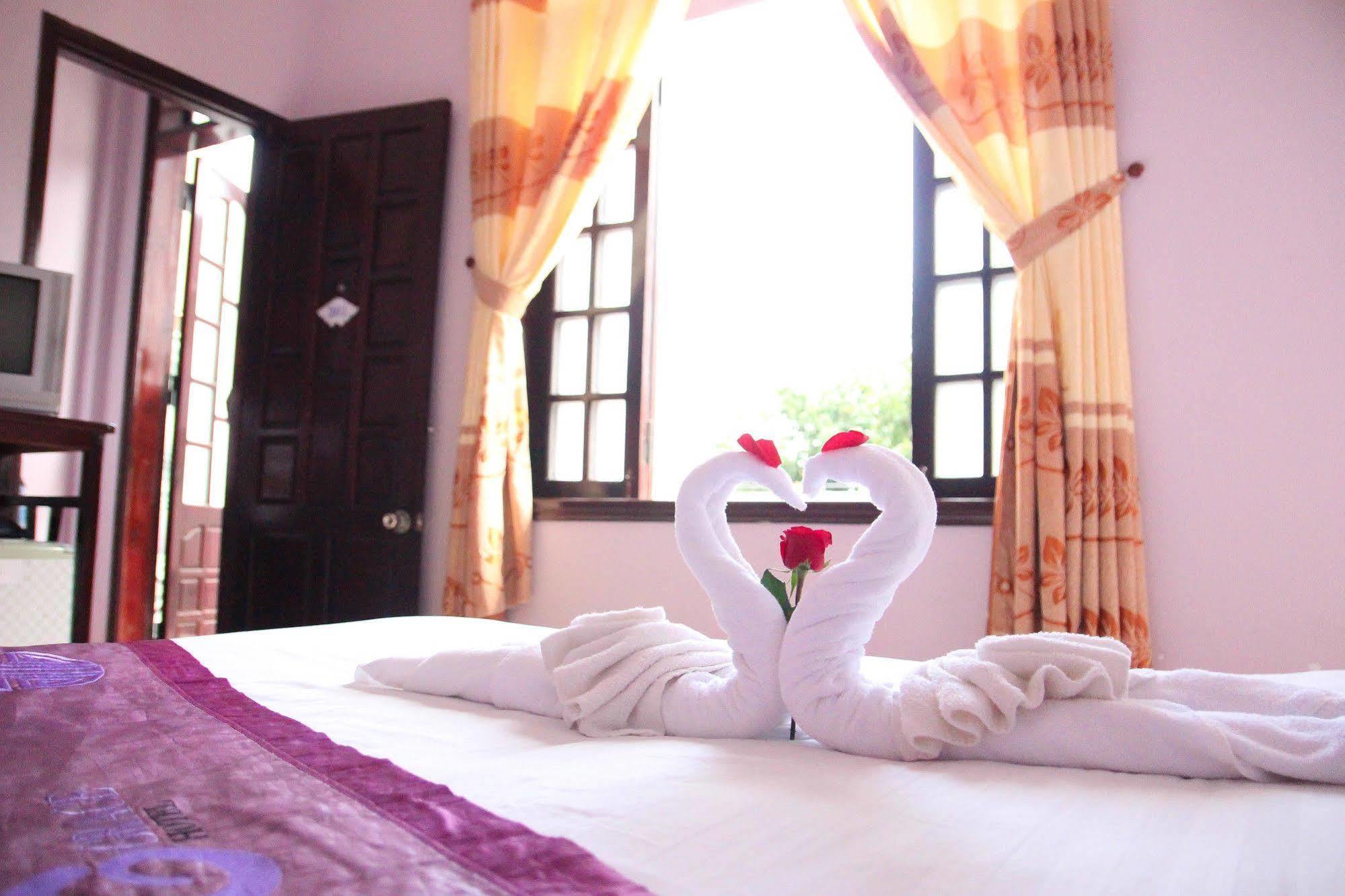 Cozy Hue Hotel Екстер'єр фото
